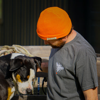 Murder Hornet Tee (Pepper)